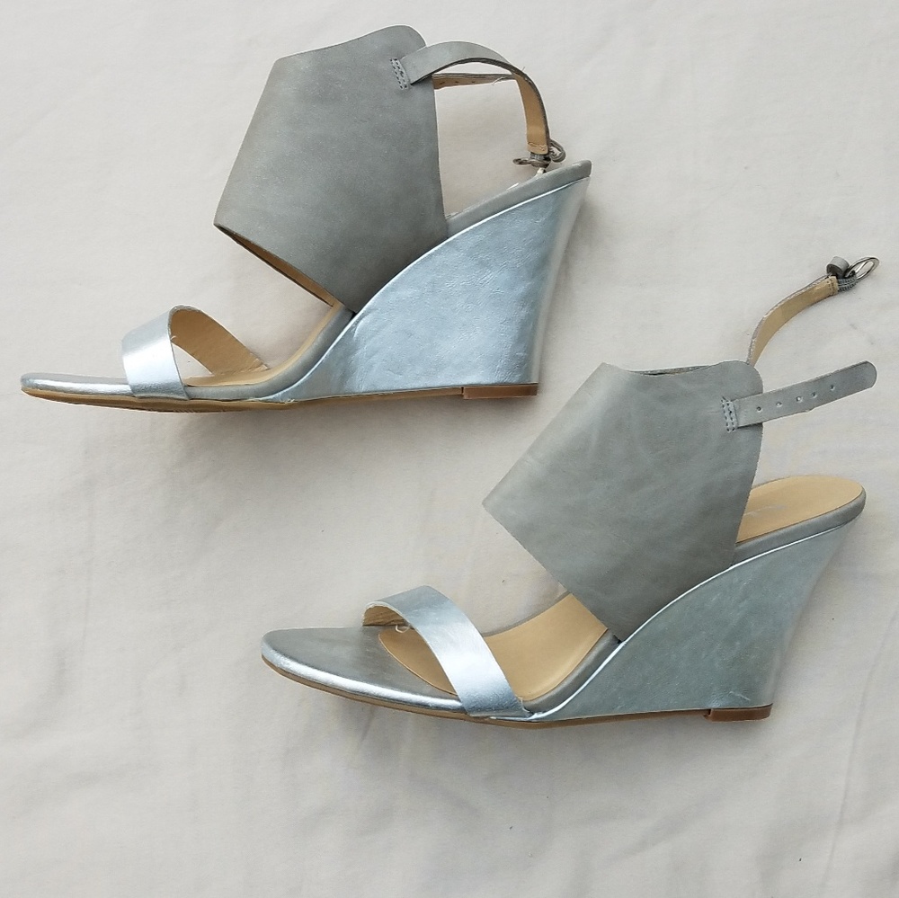 NWOB Chinese Laundry Wedges